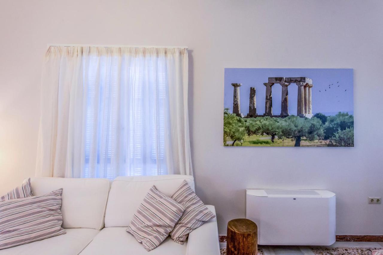 Angelinas Quarters - Kalamata Mediterranean Villas 外观 照片